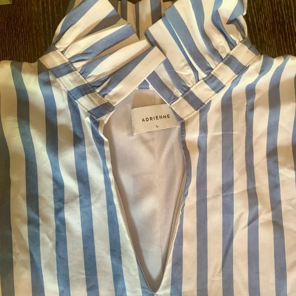 Boutique Blue and White Dress with Ruffle Neck - Picture 3 of 6